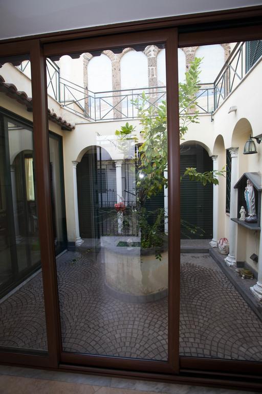Nel Regno Di * Neapel